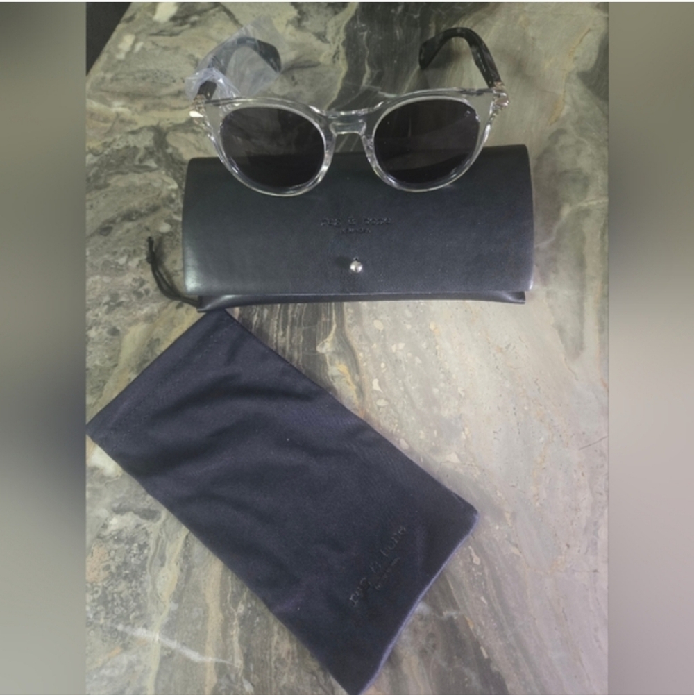 Rag & Bone Women's Sunglasses Comes With Case and Bag NWT